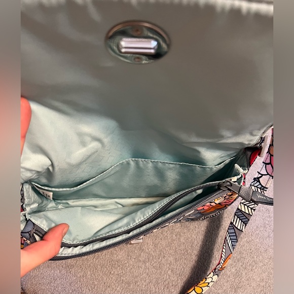 VERA BRADLEY Floral Crossbody Purse - Picture 9 of 10